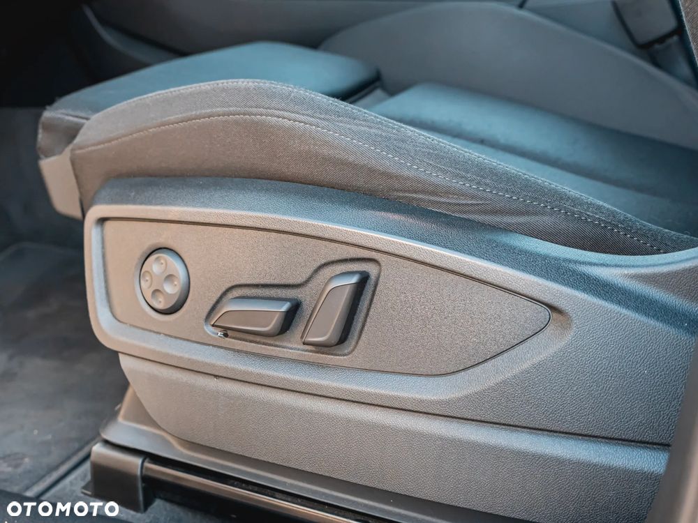 Audi Q5 40 TDI mHEV Quattro S Line S tronic - 28