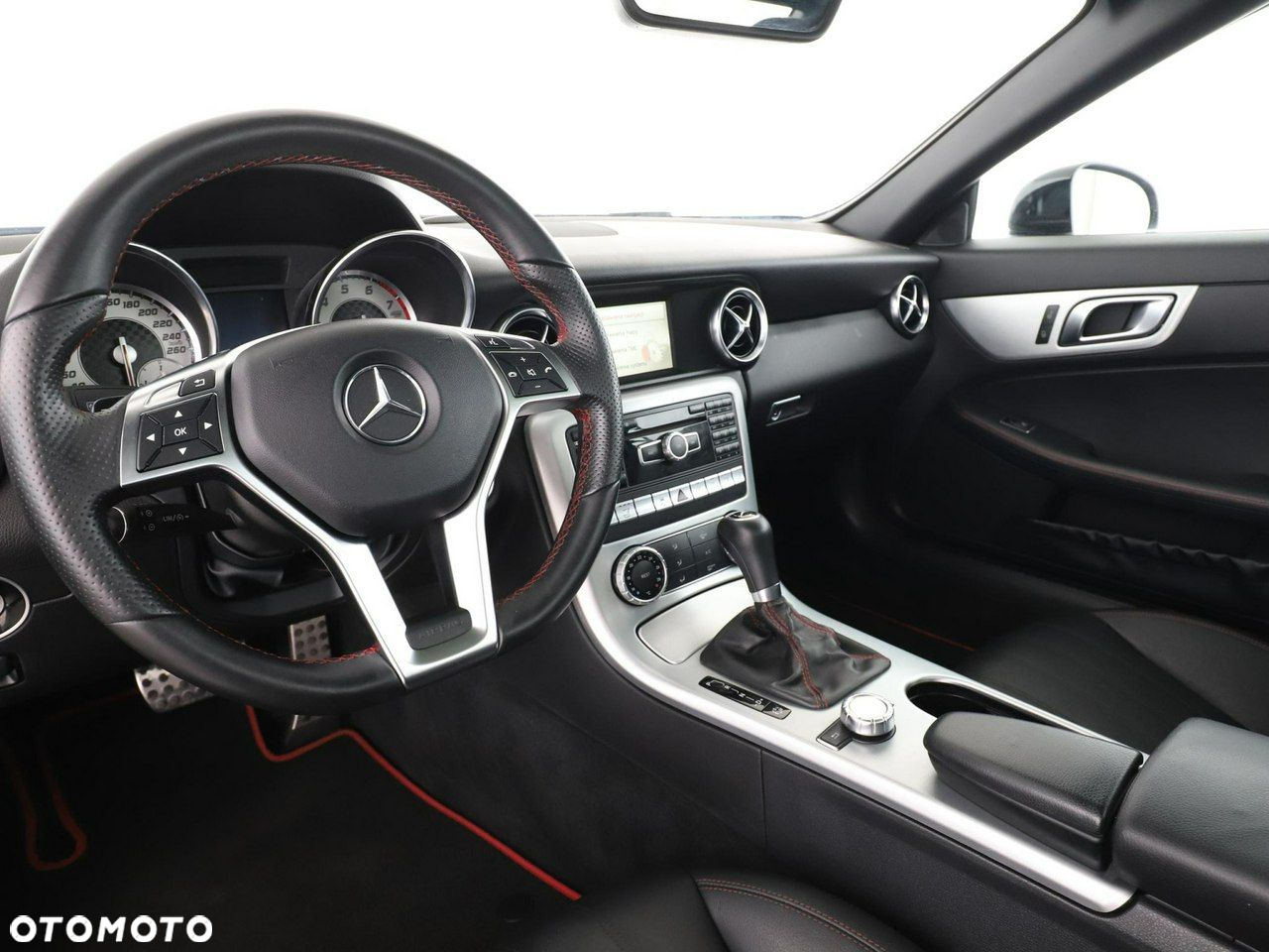 Mercedes-Benz SLK 200 (BlueEFFICIENCY) 7G-TRONIC - 14