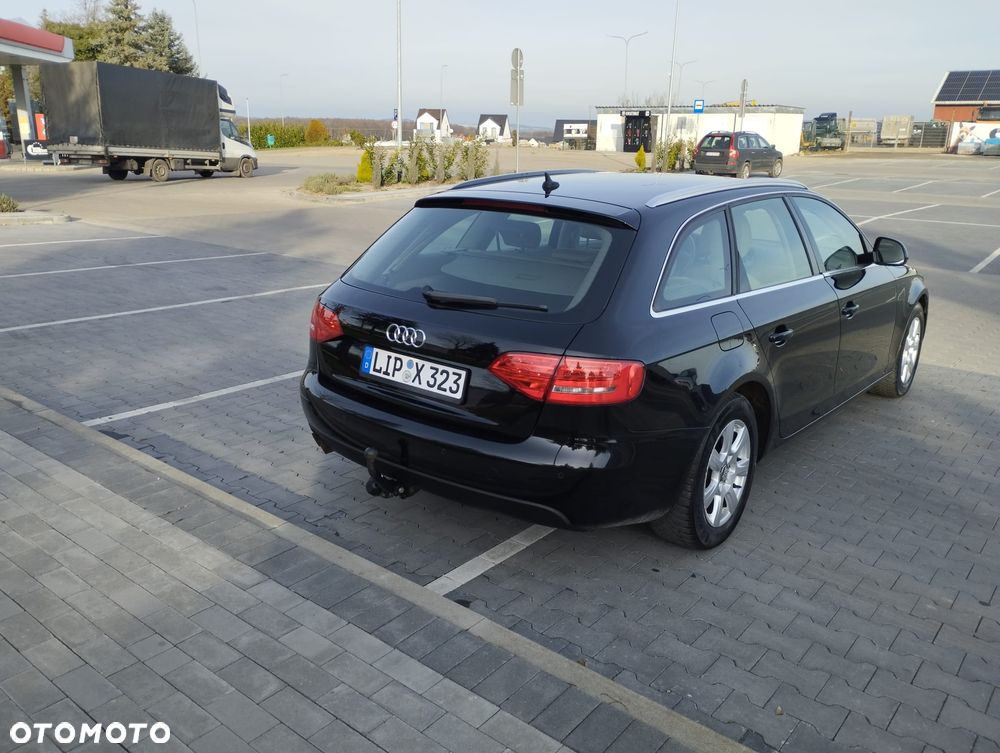 Audi A4 Avant 2.0 TDI DPF Ambiente - 9