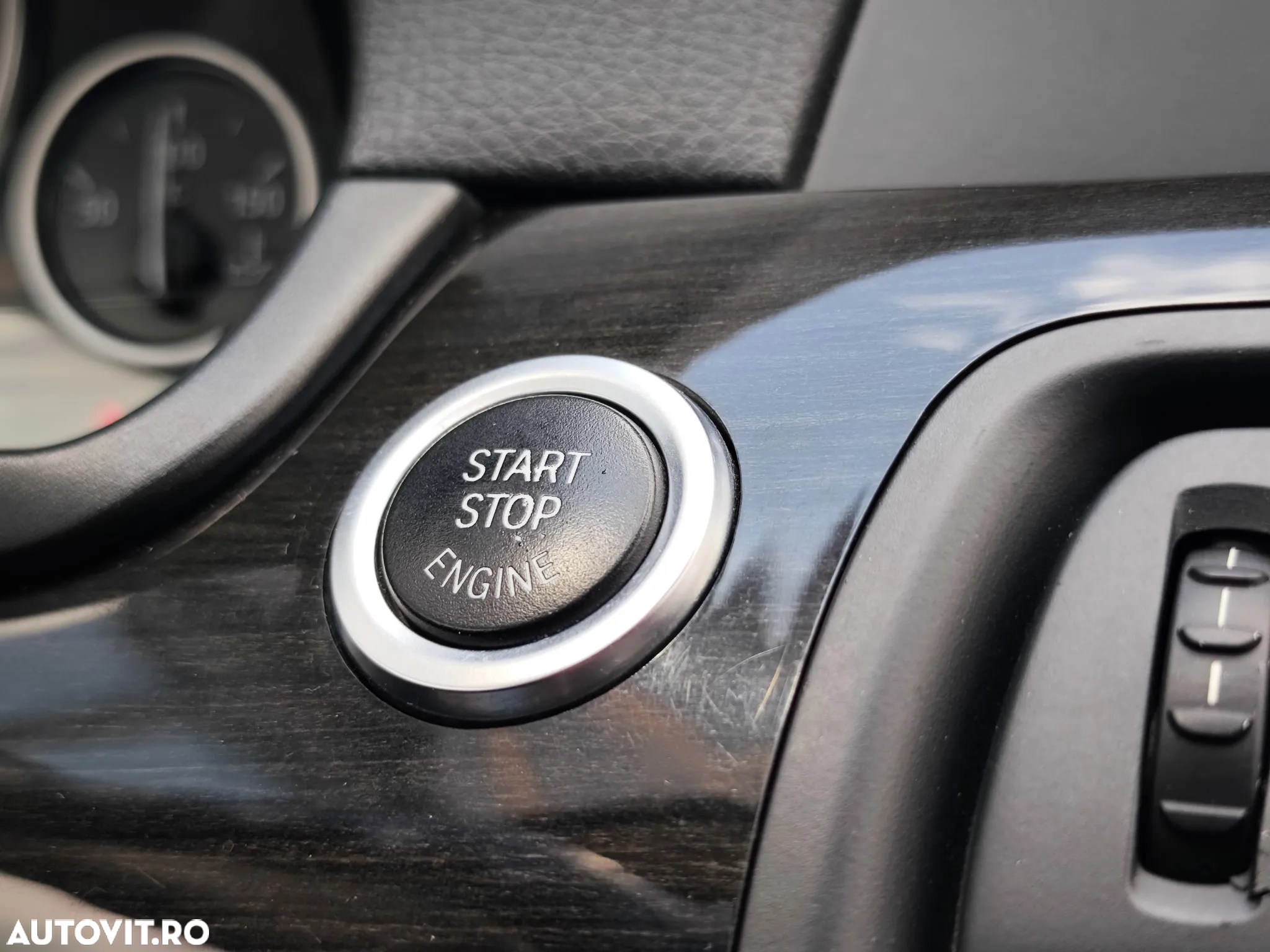 BMW Seria 5 525d Aut. - 25