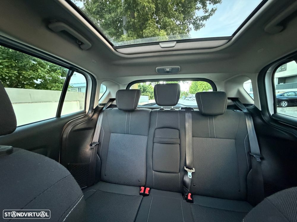 Ford B-Max 1.0 EcoBoost Titanium - 35