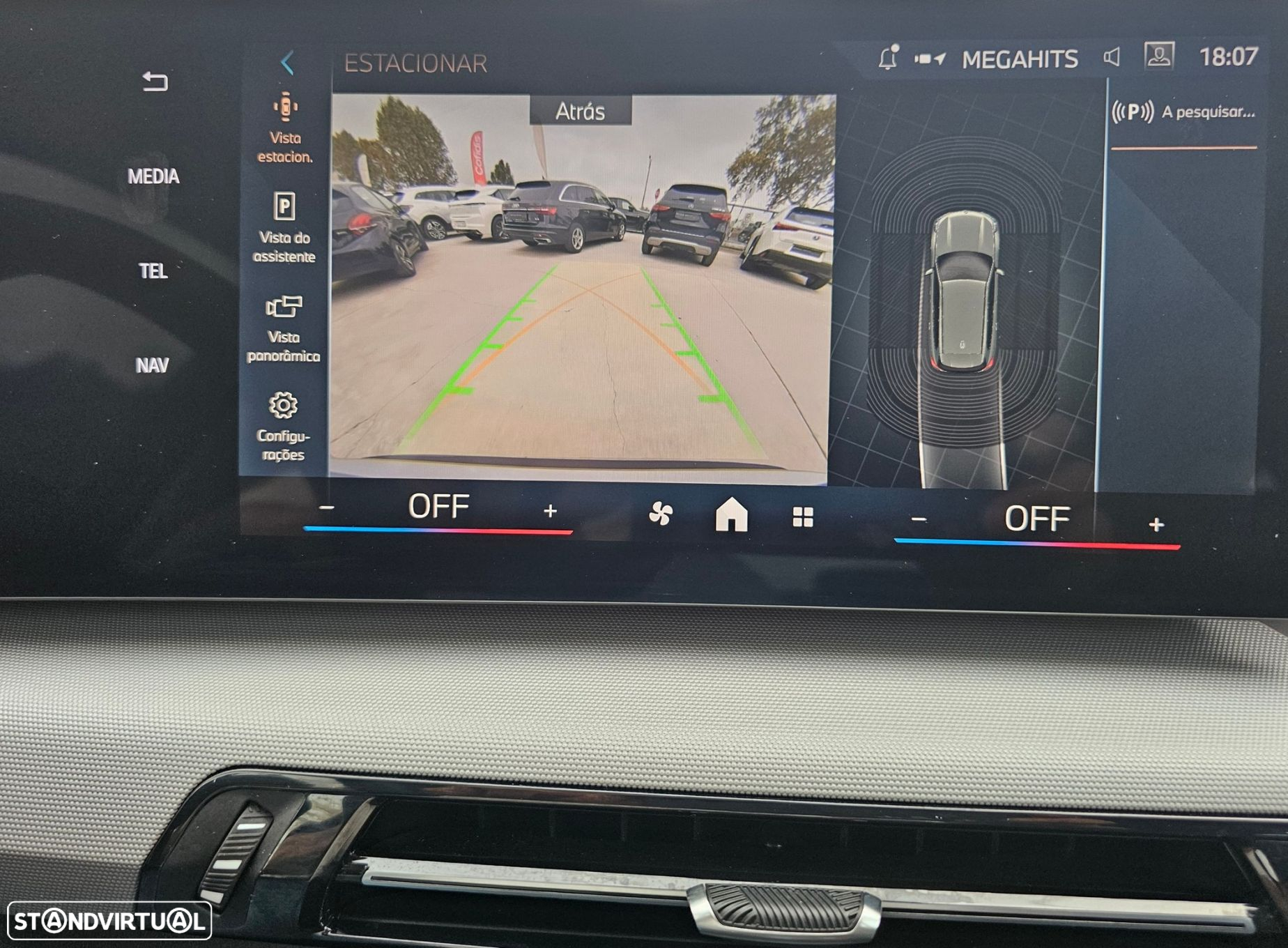 BMW iX1 eDrive20 - 38