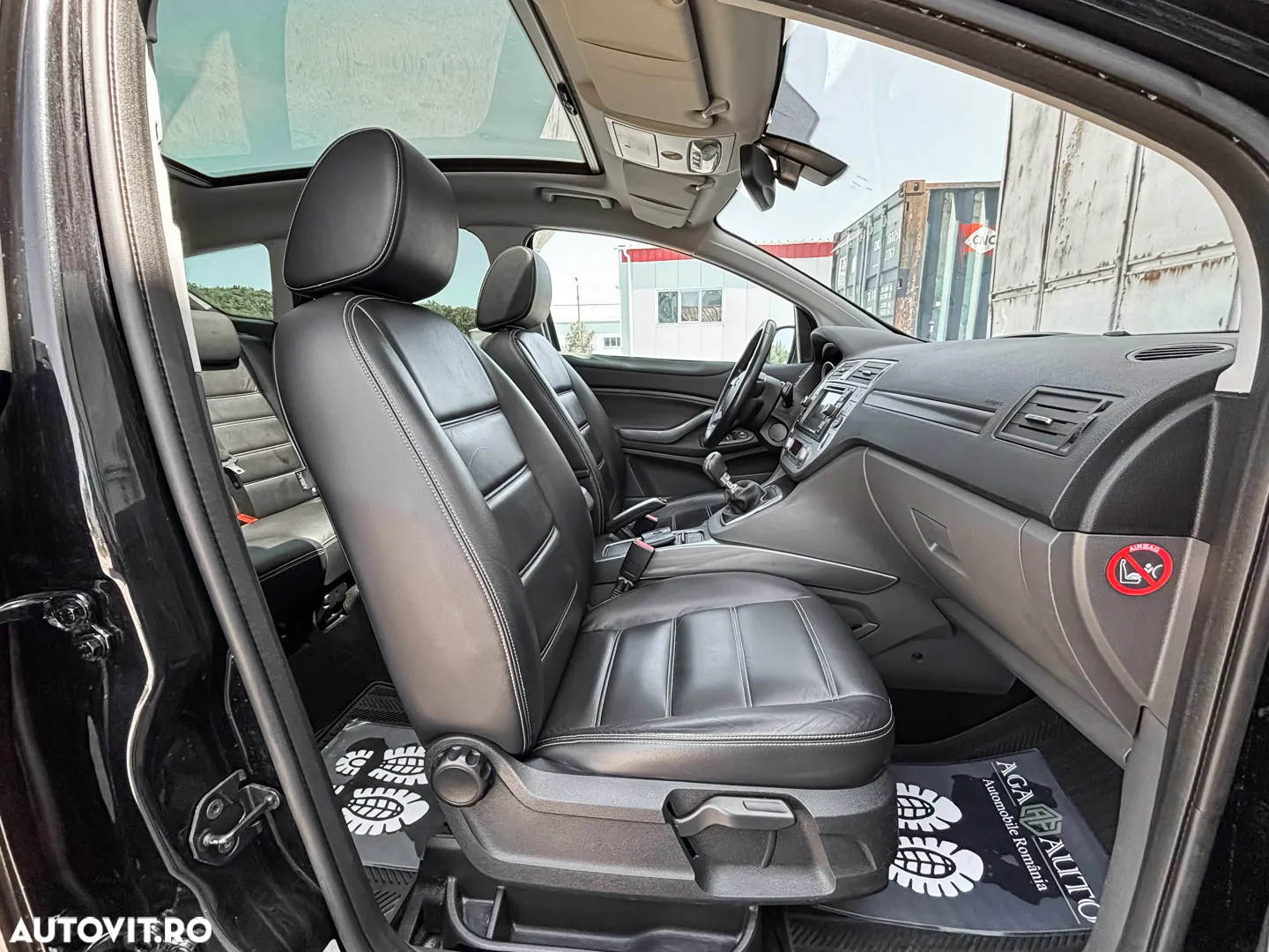Ford Kuga - 11