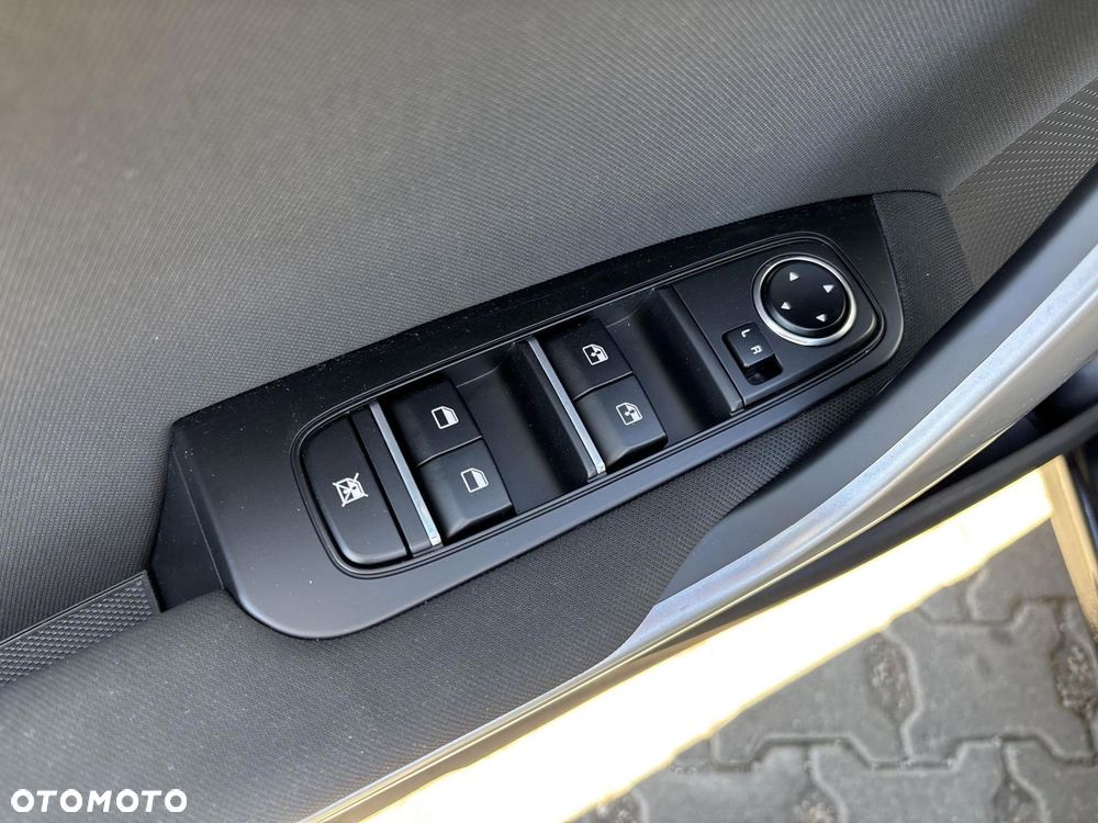 Kia Ceed 1.5 T-GDI M DCT - 21