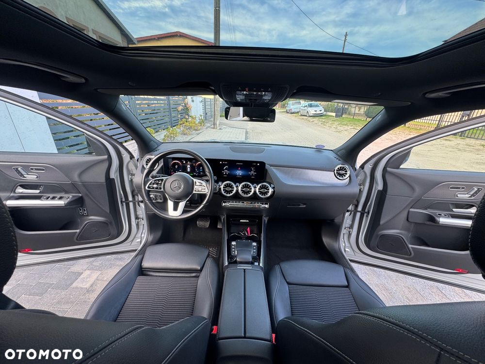 Mercedes-Benz GLA 250e AMG Line - 5