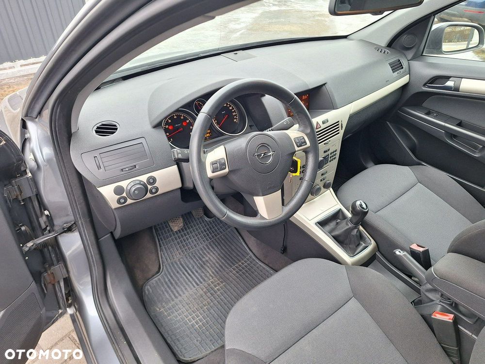 Opel Astra - 11