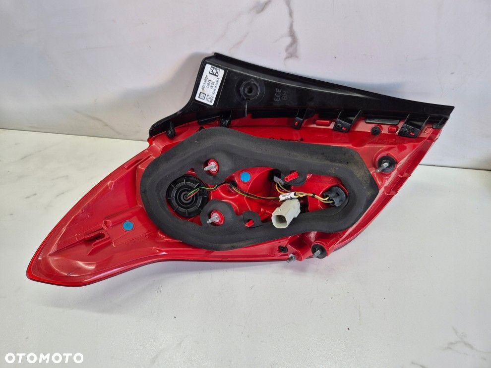 OPEL MOKKA X 15- PRAWA TYLNA LAMPA LED EUROPA ORYGINAŁ 42619628 - 13