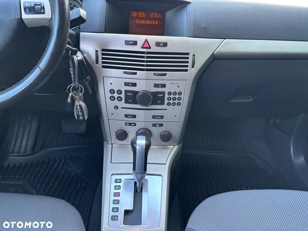 Opel Astra - 16