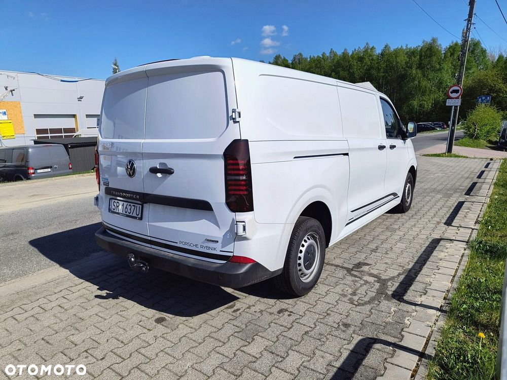 Volkswagen Transporter Furgon silnik: 2,0 l TDI 4MO 150 KM / skrzynia biegów: 8-biegowa automatyczna 4MOTION rozstaw osi: 3500 mm - 4