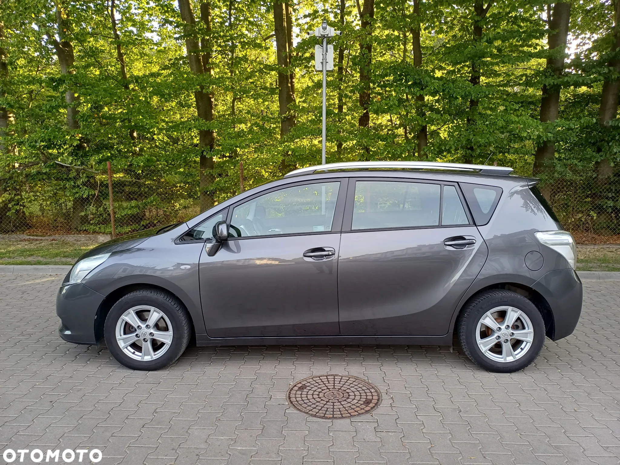 Toyota Verso 1.8 Sol EU5 - 4