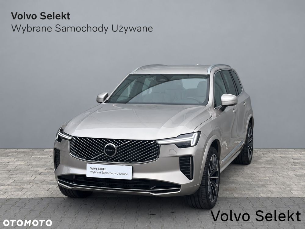 Volvo XC 90 - 1