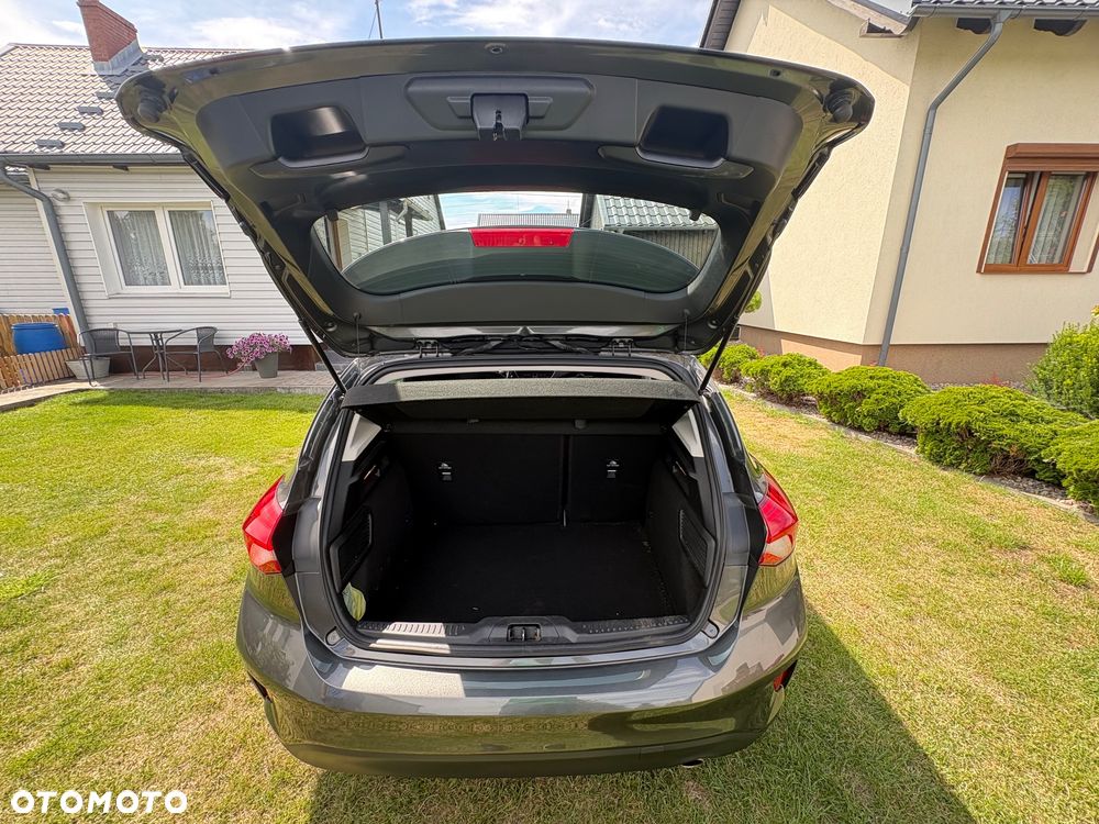 Ford Focus 1.0 EcoBoost Titanium - 37