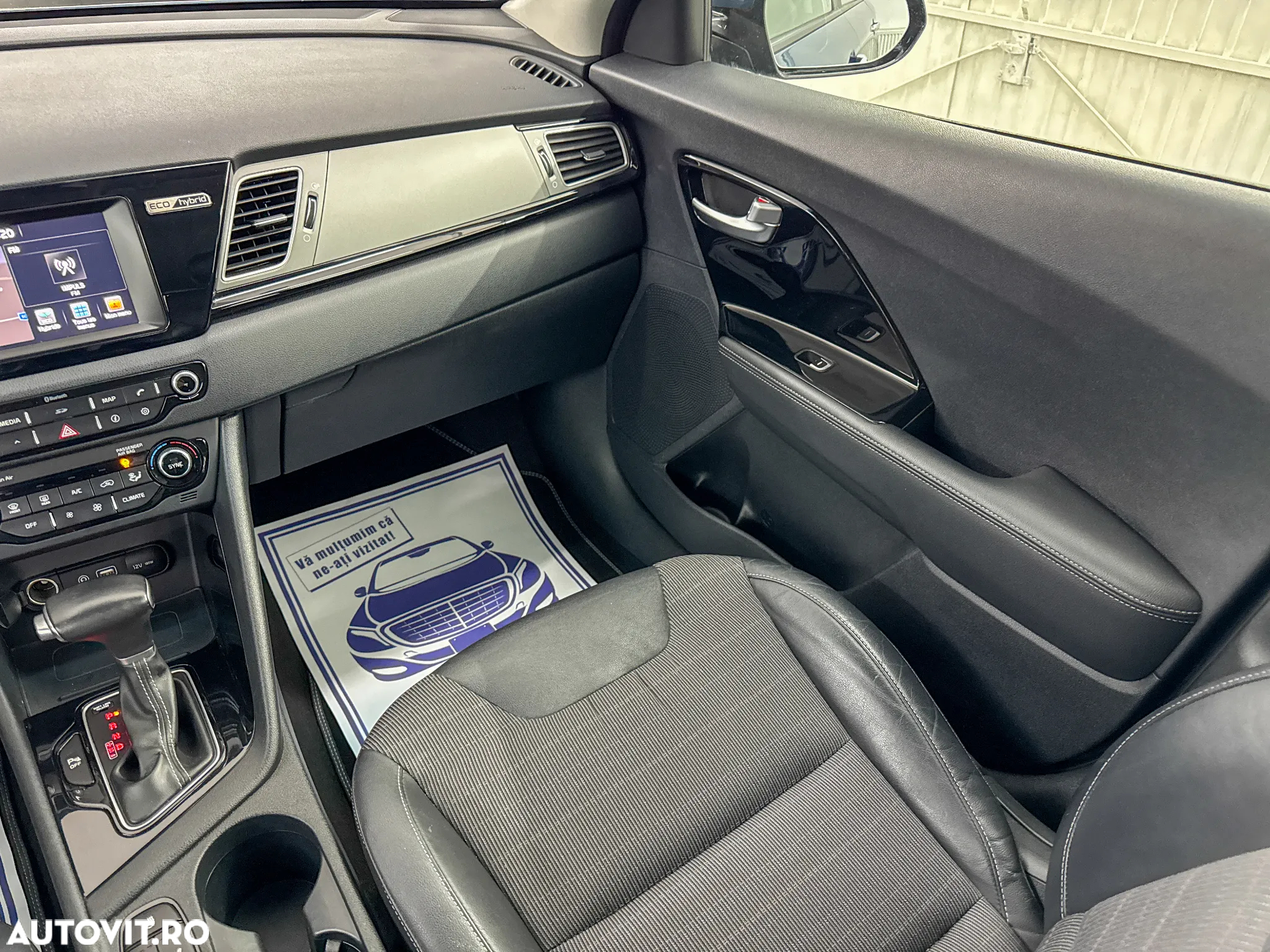 Kia Niro 1.6 GDI 6DCT HEV Premium - 11