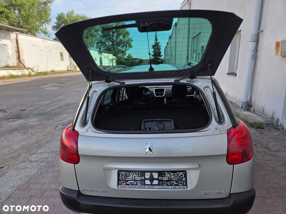 Peugeot 207 1.6 Premium - 10