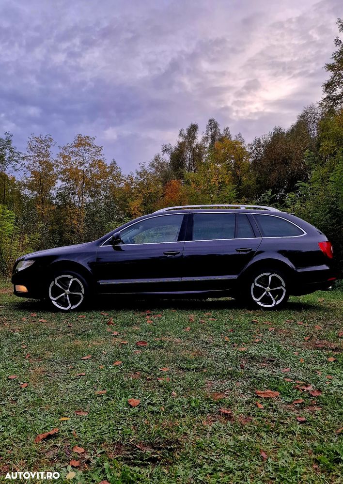 Skoda Superb 2.0 TDI 4X4 Exclusive - 29