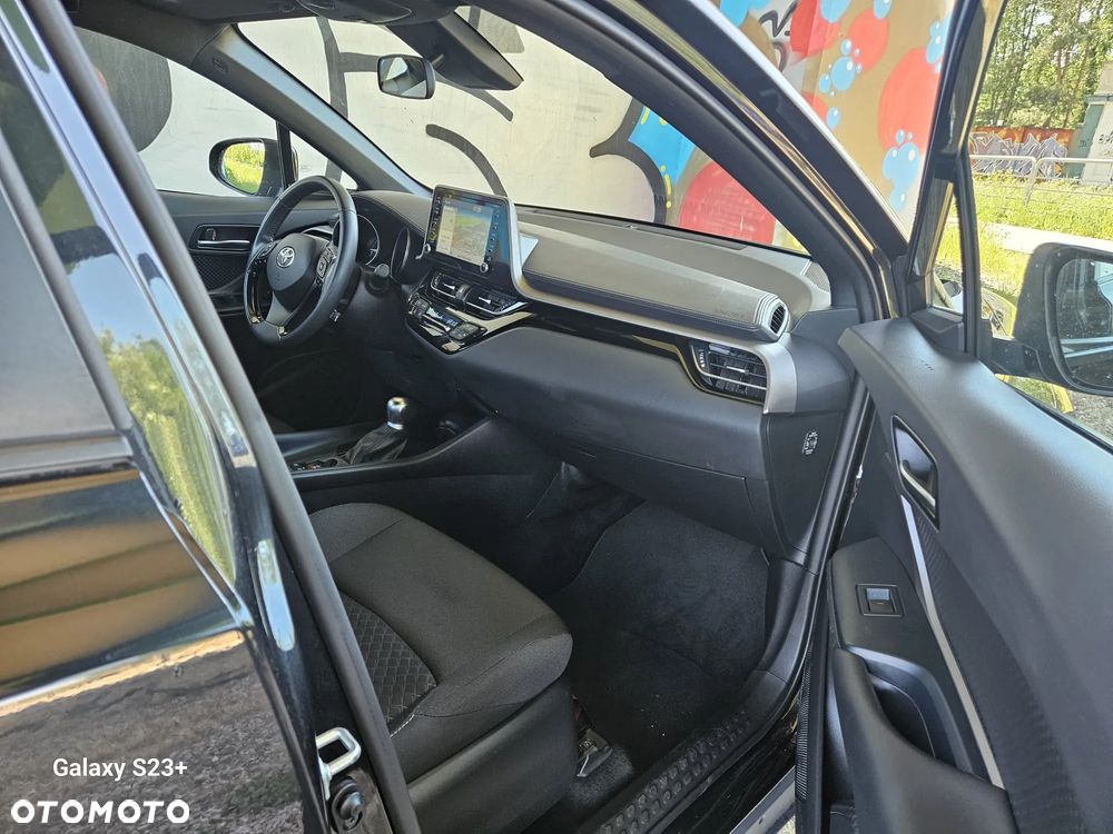 Toyota C-HR Business-Edition - 8