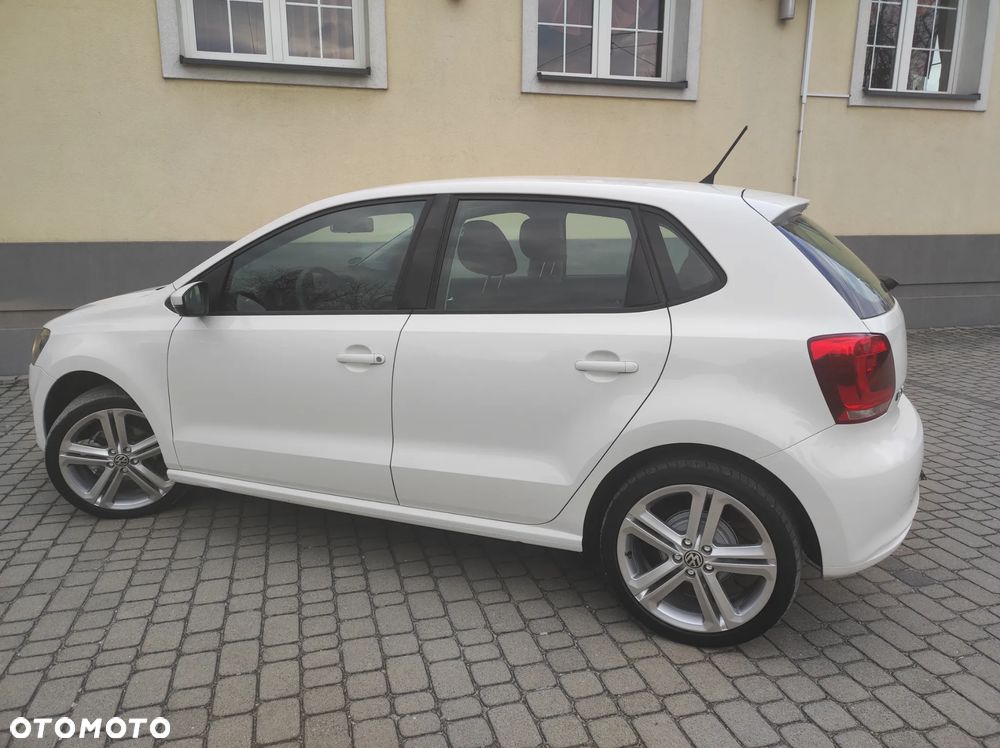 Volkswagen Polo - 4