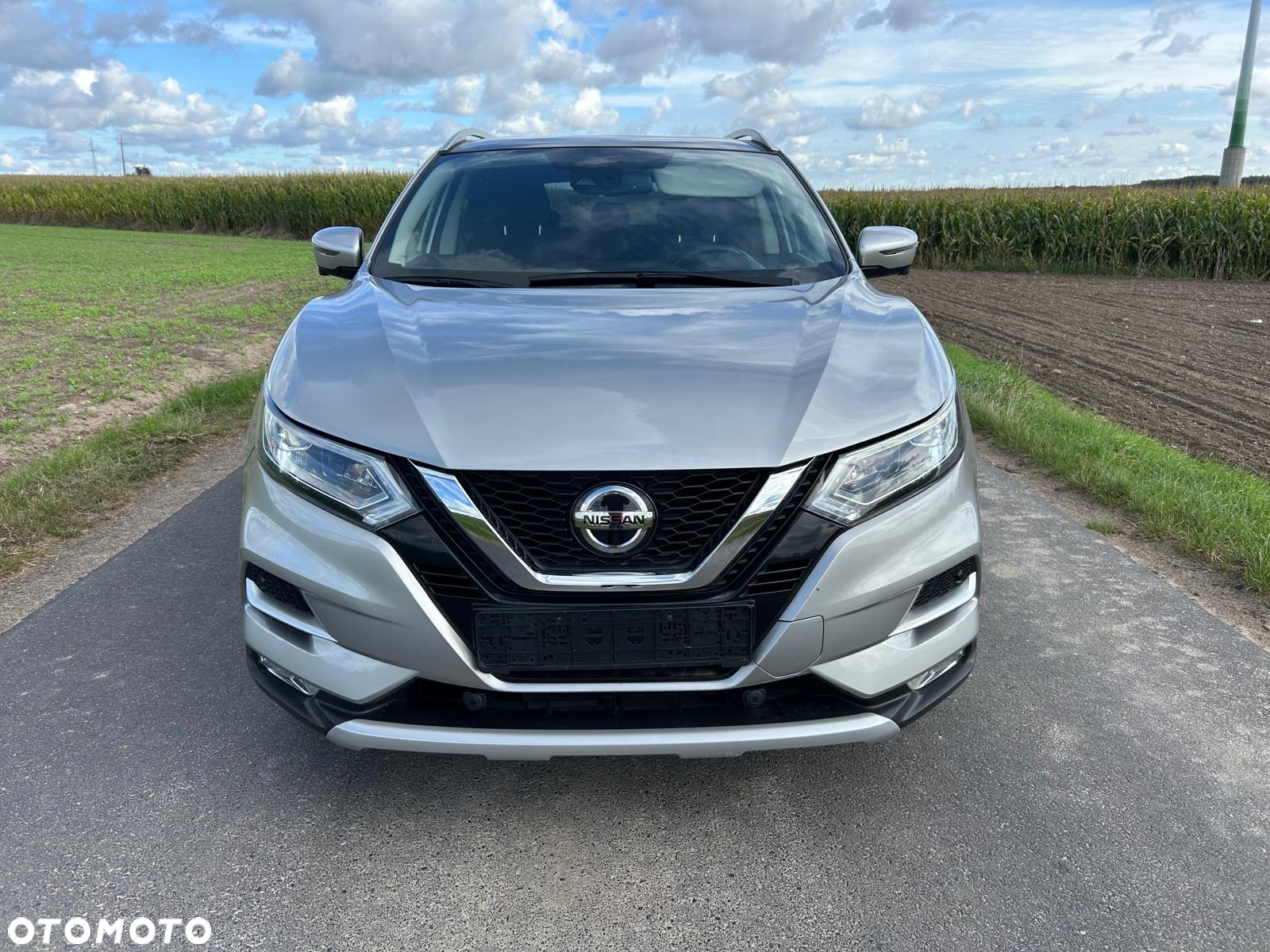 Nissan Qashqai 1.3 DIG-T TEKNA - 11