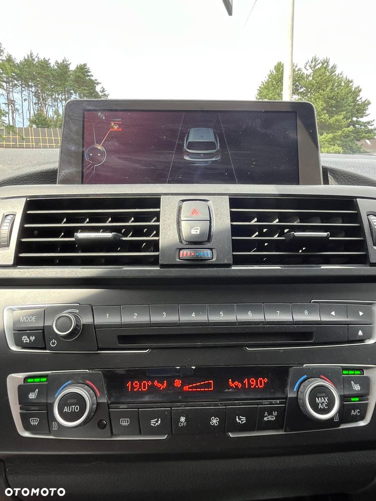 BMW Seria 1 125d Sport-Aut Sport Line - 25