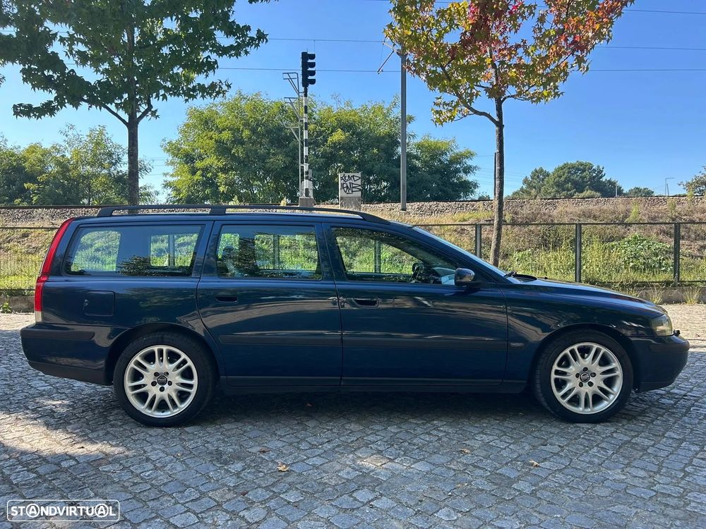 Volvo V70 2.0 T Nivel 3 - 6