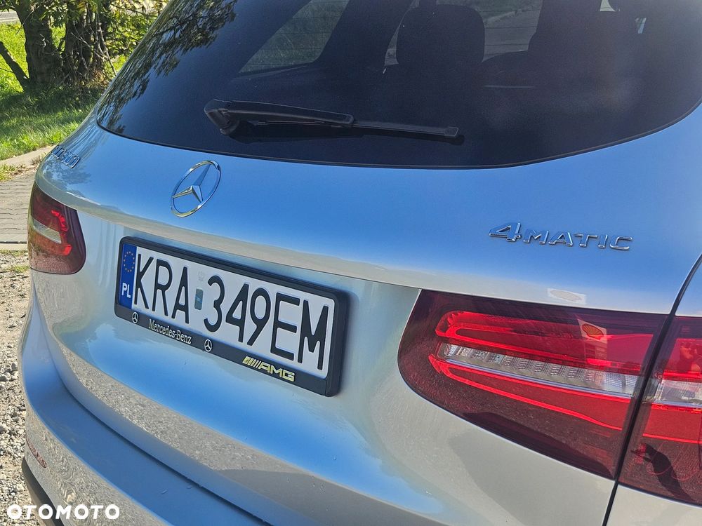 Mercedes-Benz GLC 300 4Matic 9G-TRONIC - 26