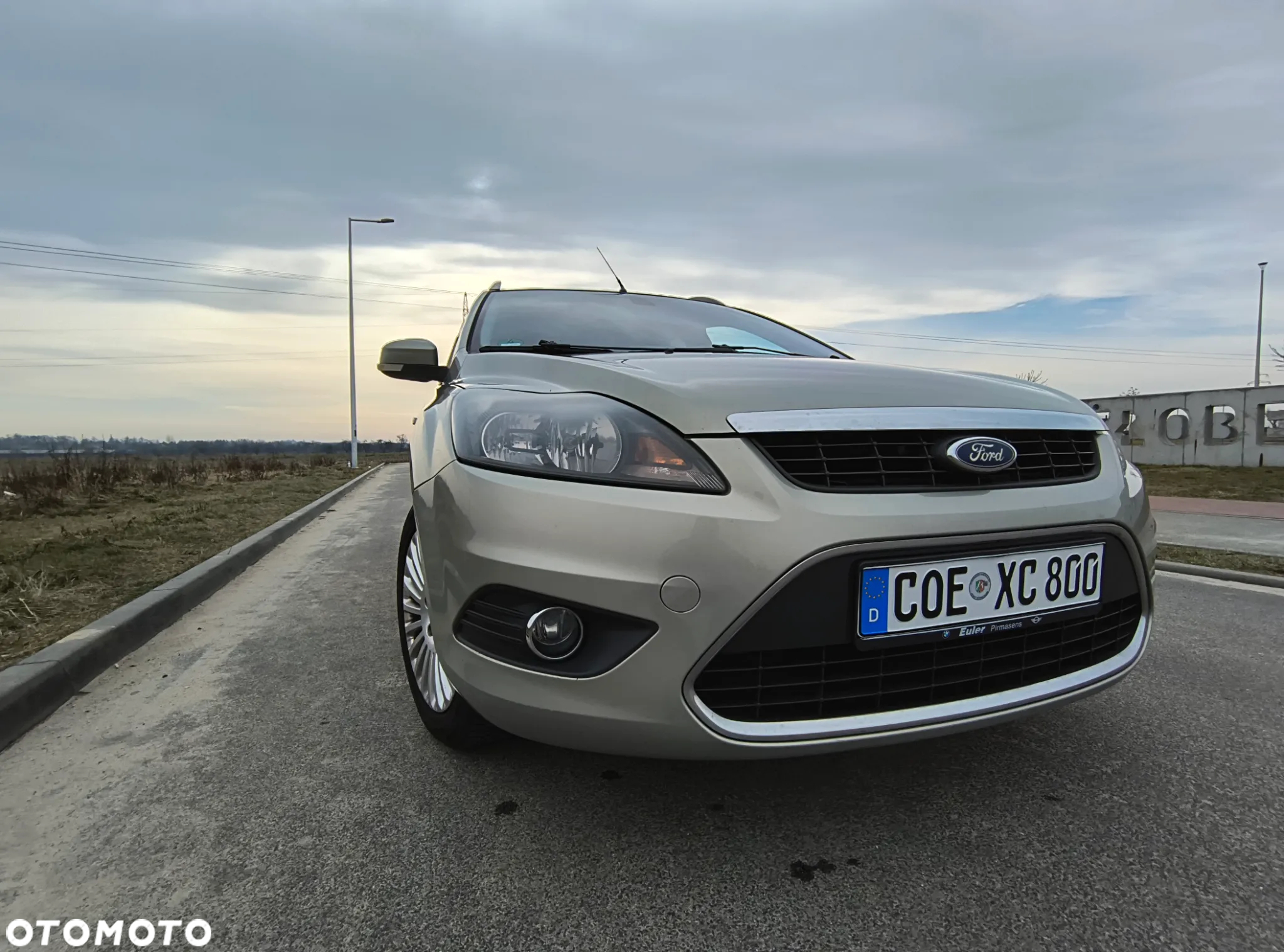 Ford Focus 1.6 16V Ghia - 5