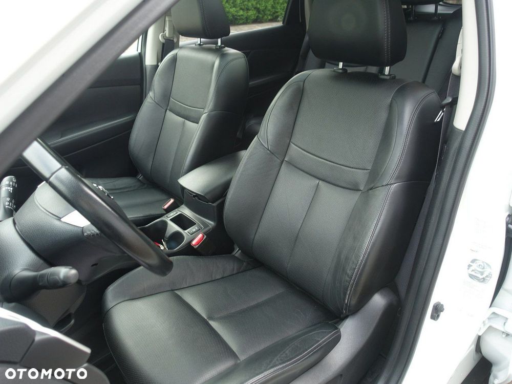 Nissan X-Trail 1.6 DCi Xtronic N-Connecta - 13