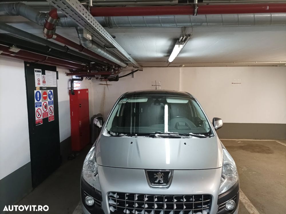 Peugeot 3008 2.0 HDI FAP Premium - 9