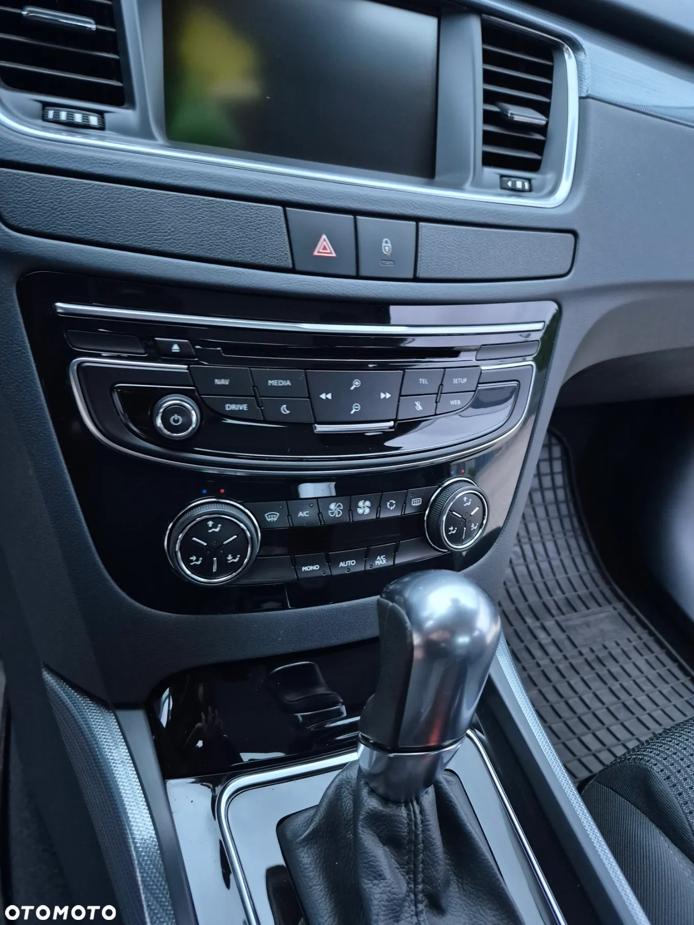 Peugeot 508 1.6 e-THP Allure S&S - 19