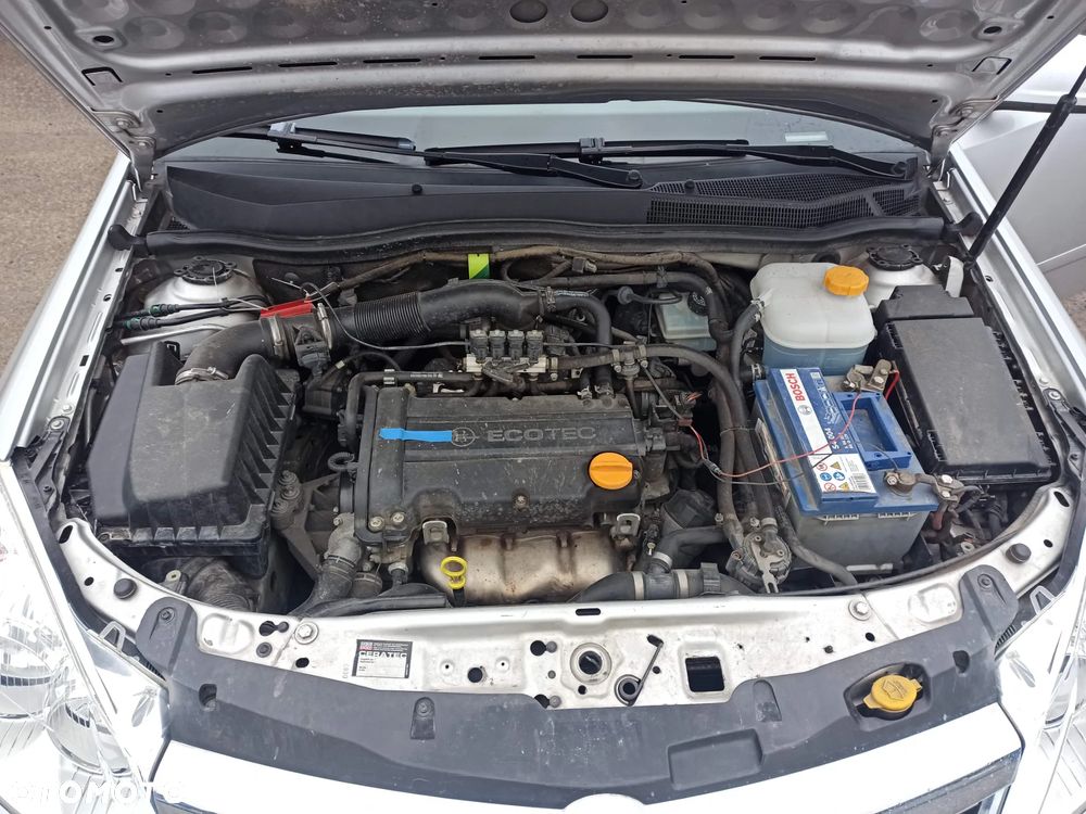 Opel Astra - 25