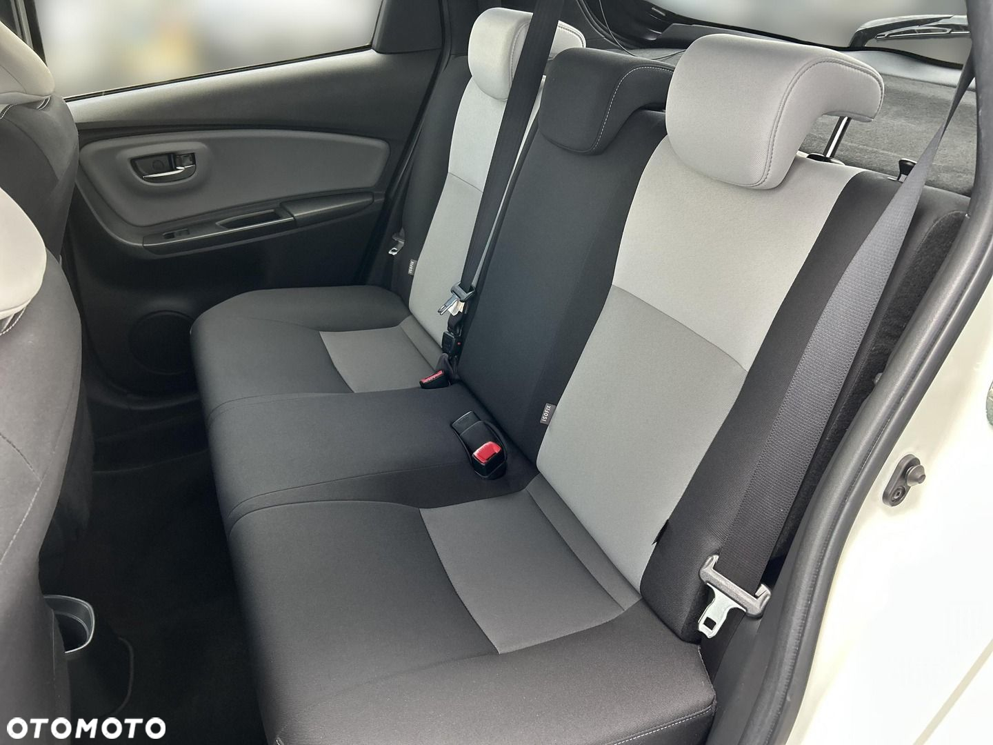 Toyota Yaris 1.33 Selection Pure - 25
