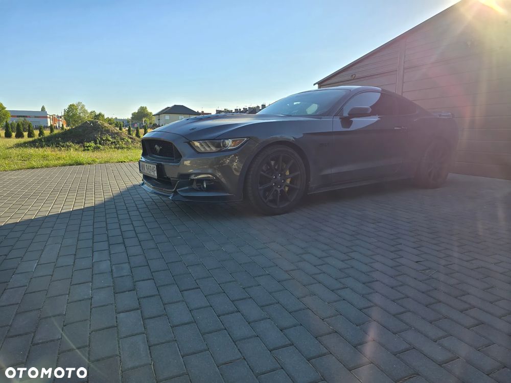 Ford Mustang - 3
