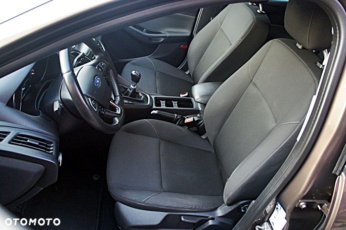 Ford Focus 1.5 EcoBoost STart-Stopp-System TITANIUM - 15