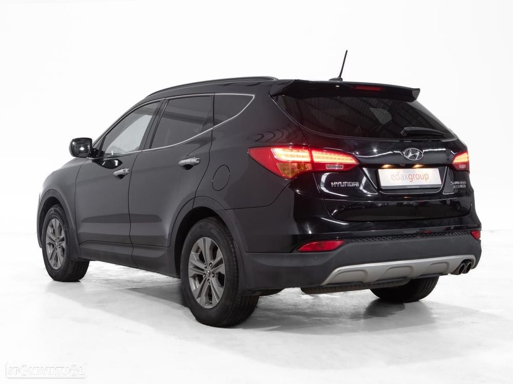 Hyundai Santa Fe - 4