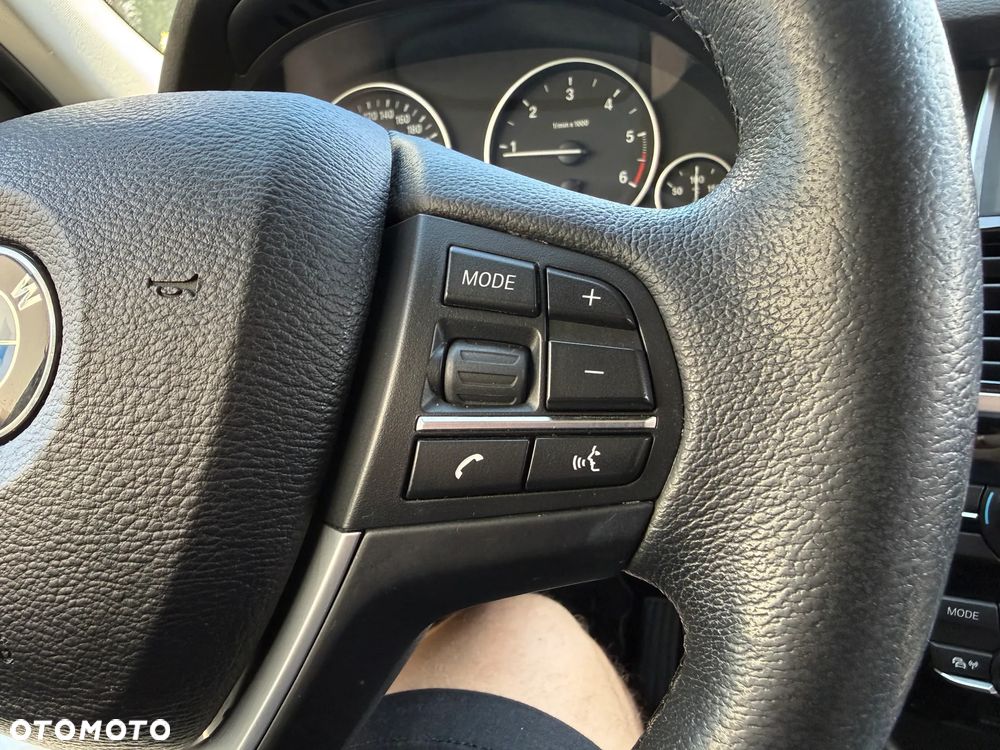 BMW X3 sDrive18d xLine - 19