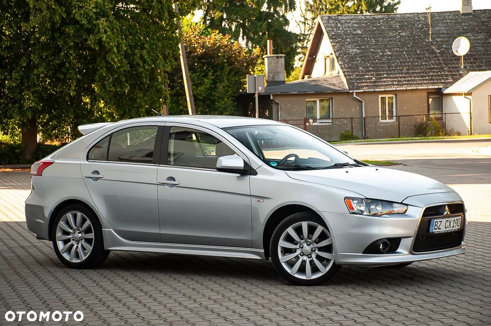 Mitsubishi Lancer 1.8 Intense - 4