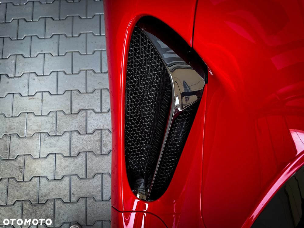 Ferrari SF90 Spider - 19