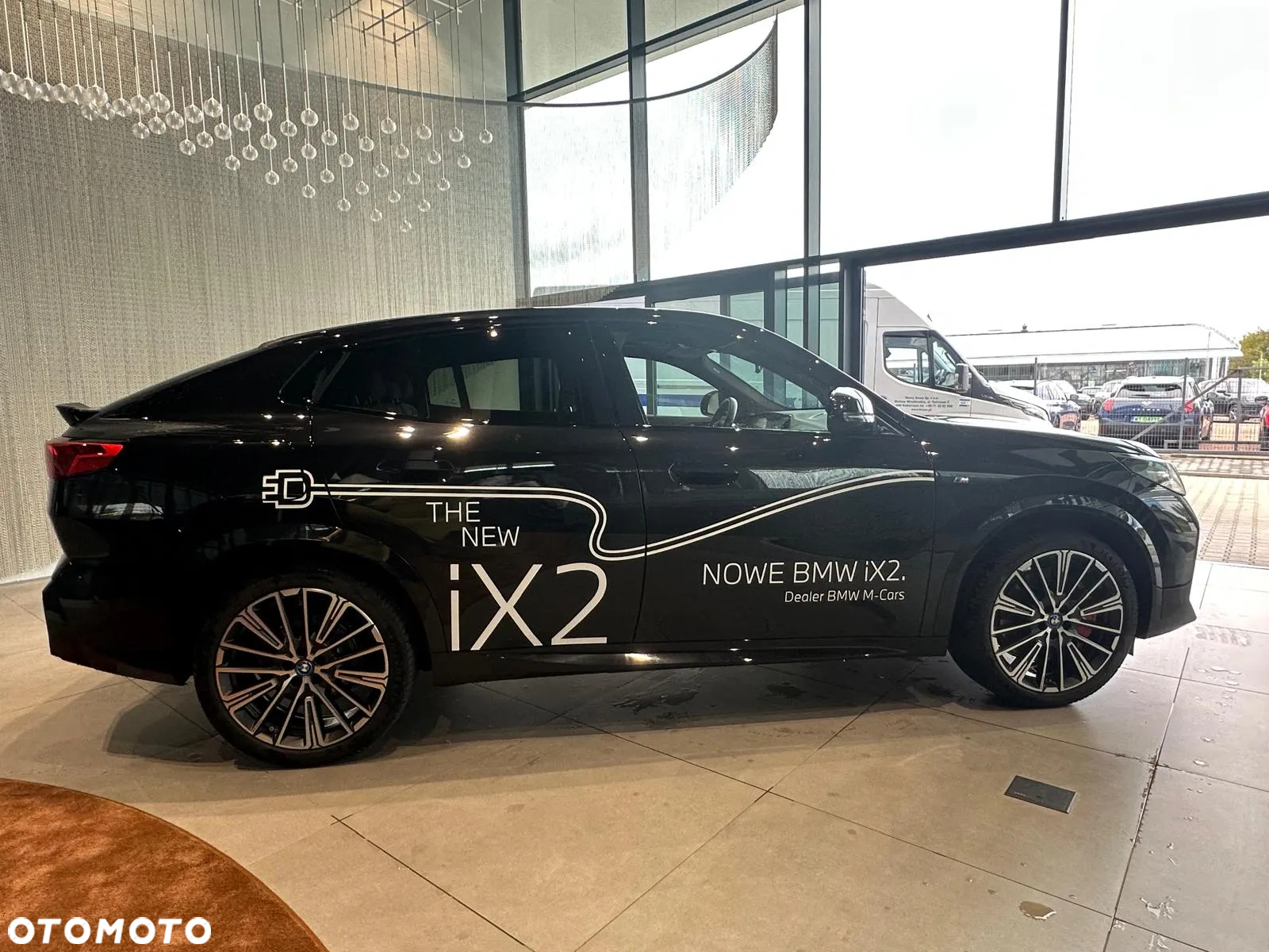 BMW iX2 eDrive20 66.5kWh M Sport Edition - 6