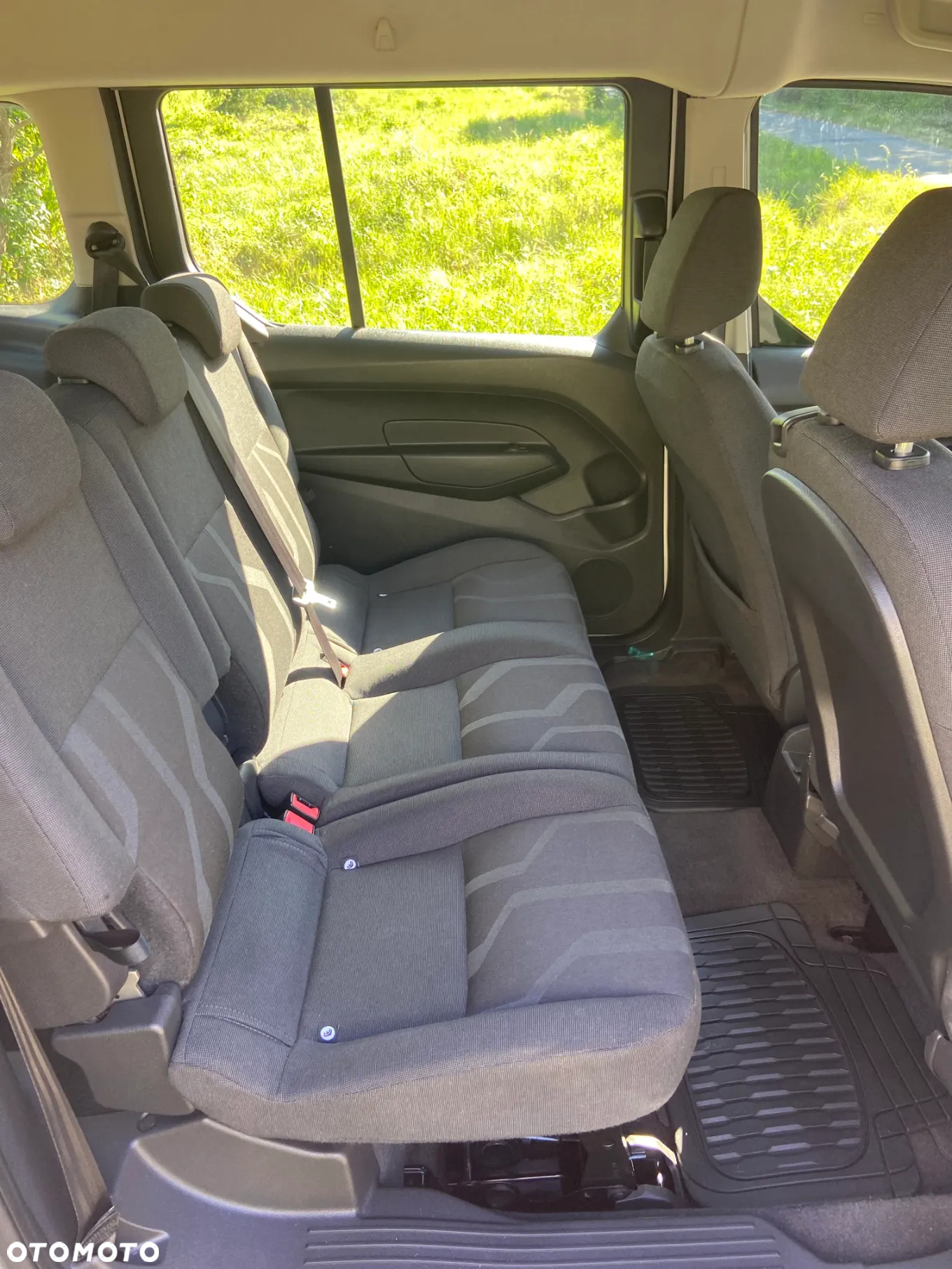 Ford Tourneo Connect 1.6 TDCi Trend - 14