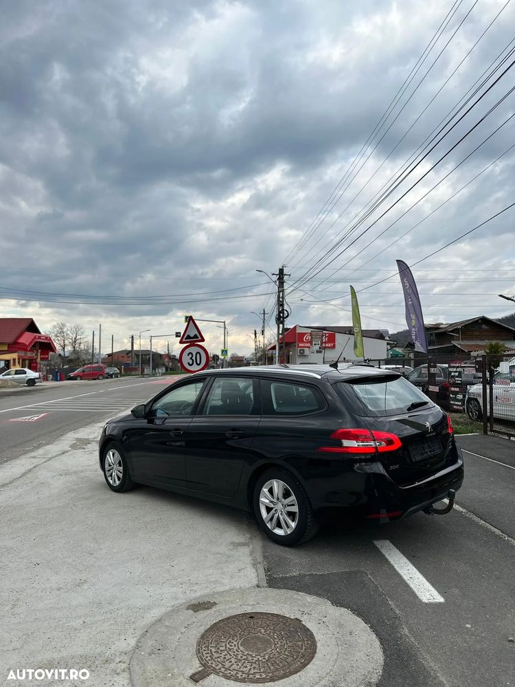 Peugeot 308 BlueHDi 120 EAT6 Stop & Start Allure - 22