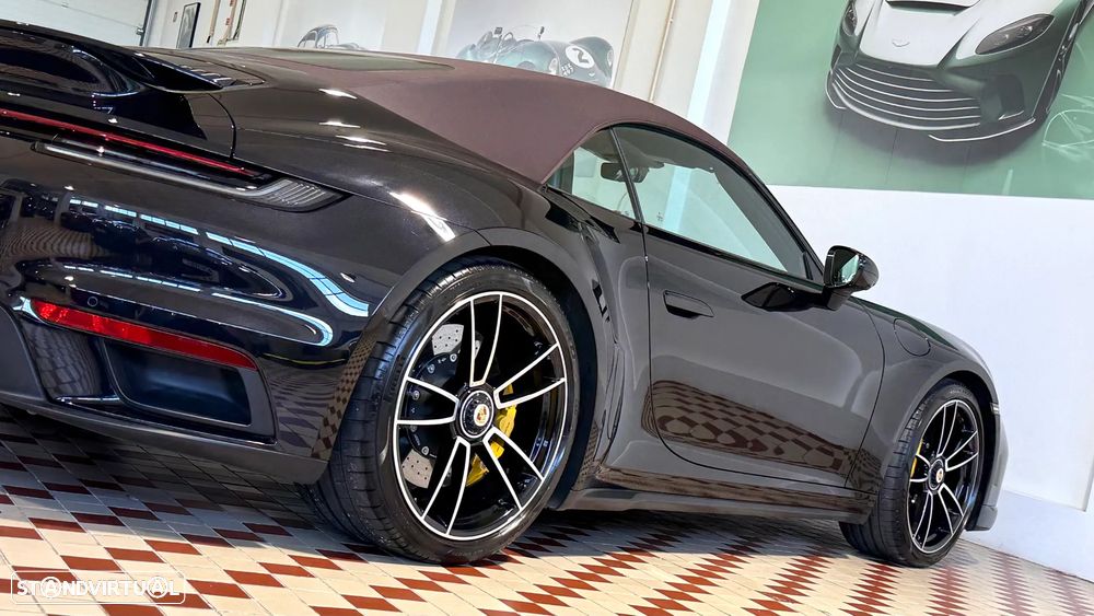 Porsche 911 (992) Turbo S PDK - 6