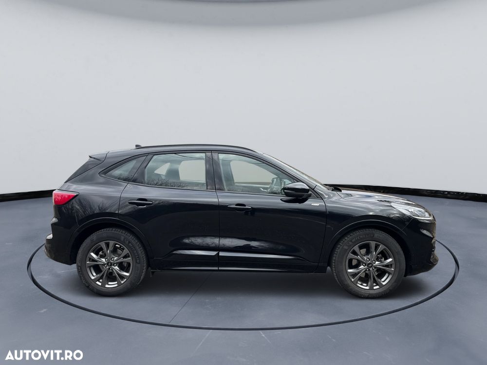 Ford Kuga 2.5 Duratec FHEV ST-LINE X - 16