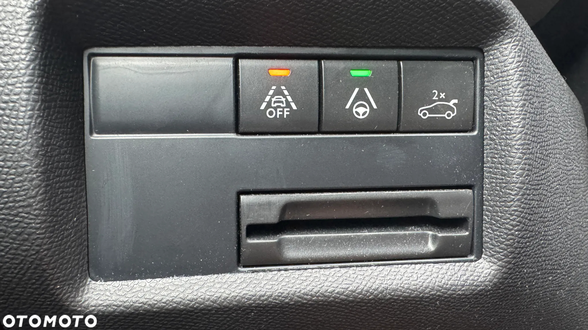 Citroën C5 Aircross BlueHDI 130 S&S EAT8 FEEL PACK - 31