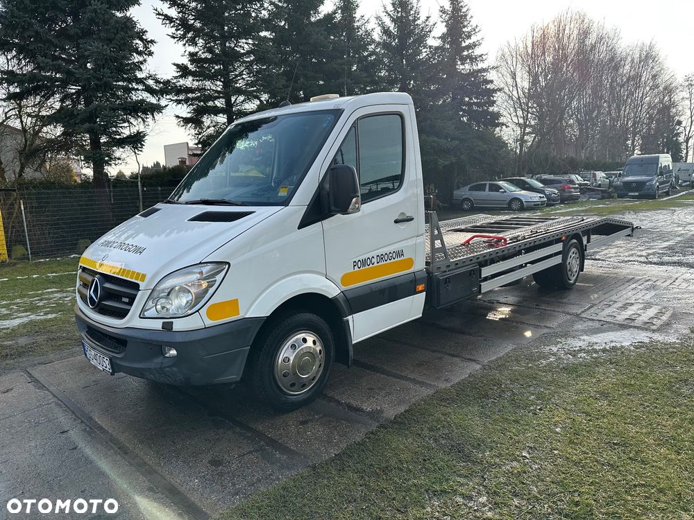 Mercedes-Benz Sprinter - 1
