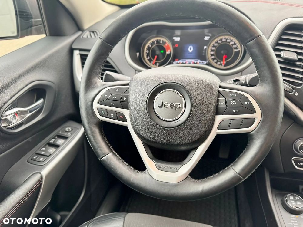 Jeep Cherokee 3.2 V6 Pentastar Active Drive Lock Autom Trailhawk - 24