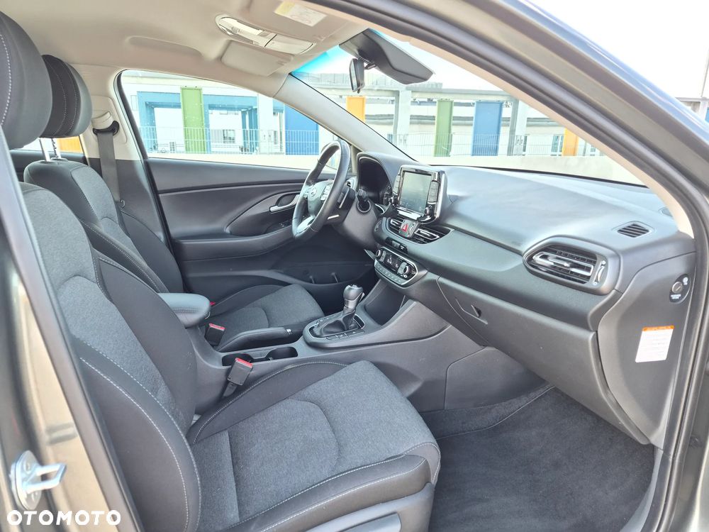 Hyundai i30 1.5 T-GDI 48V Premium DCT - 19