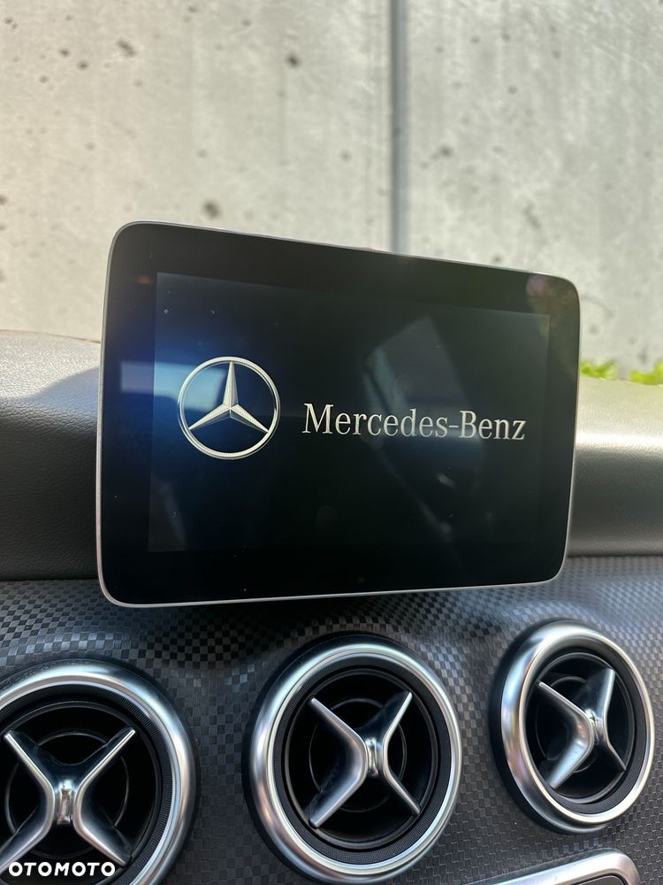 Mercedes-Benz Klasa A 180 Peak Edition - 33
