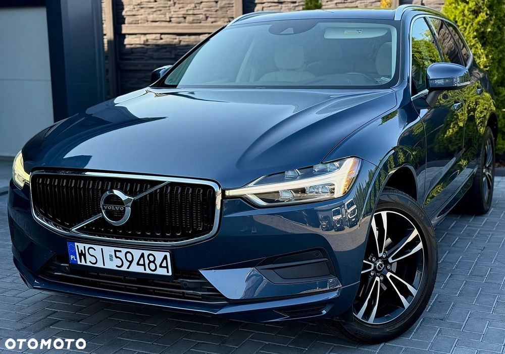 Volvo XC 60 B5 B Momentum - 1