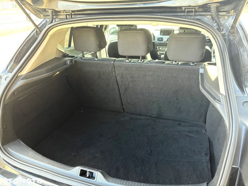 Renault Megane ENERGY TCe 130 Start & Stop Bose Edition - 10