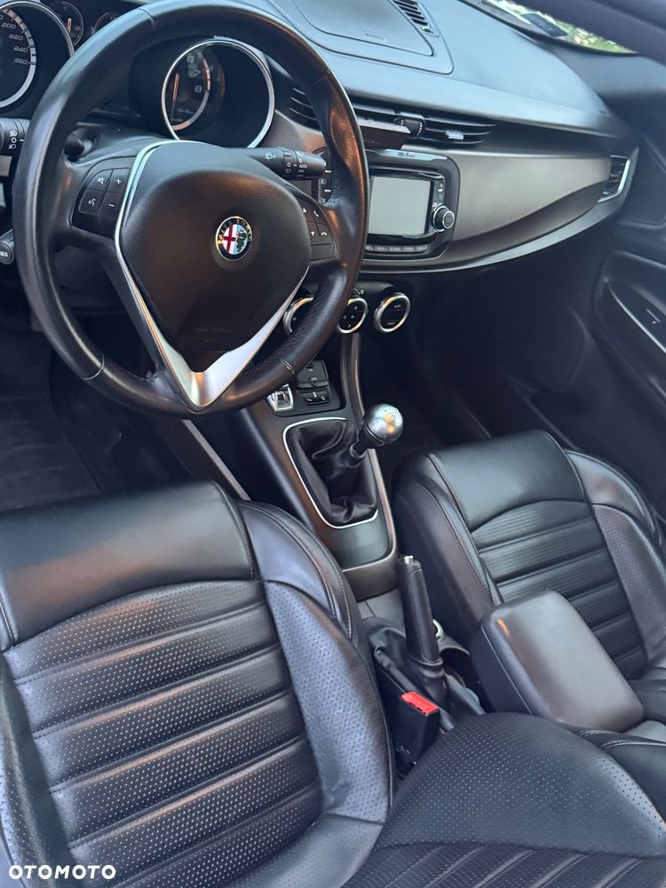 Alfa Romeo Giulietta 1.4 TB MultiAir Distinctive - 10